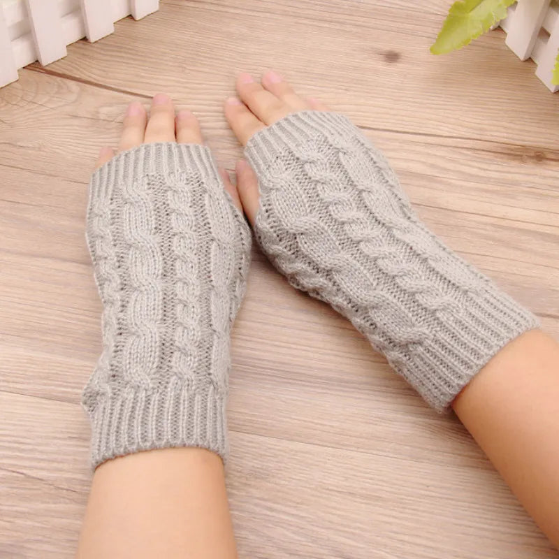 Women Stylish Hand Warmer Winter Gloves